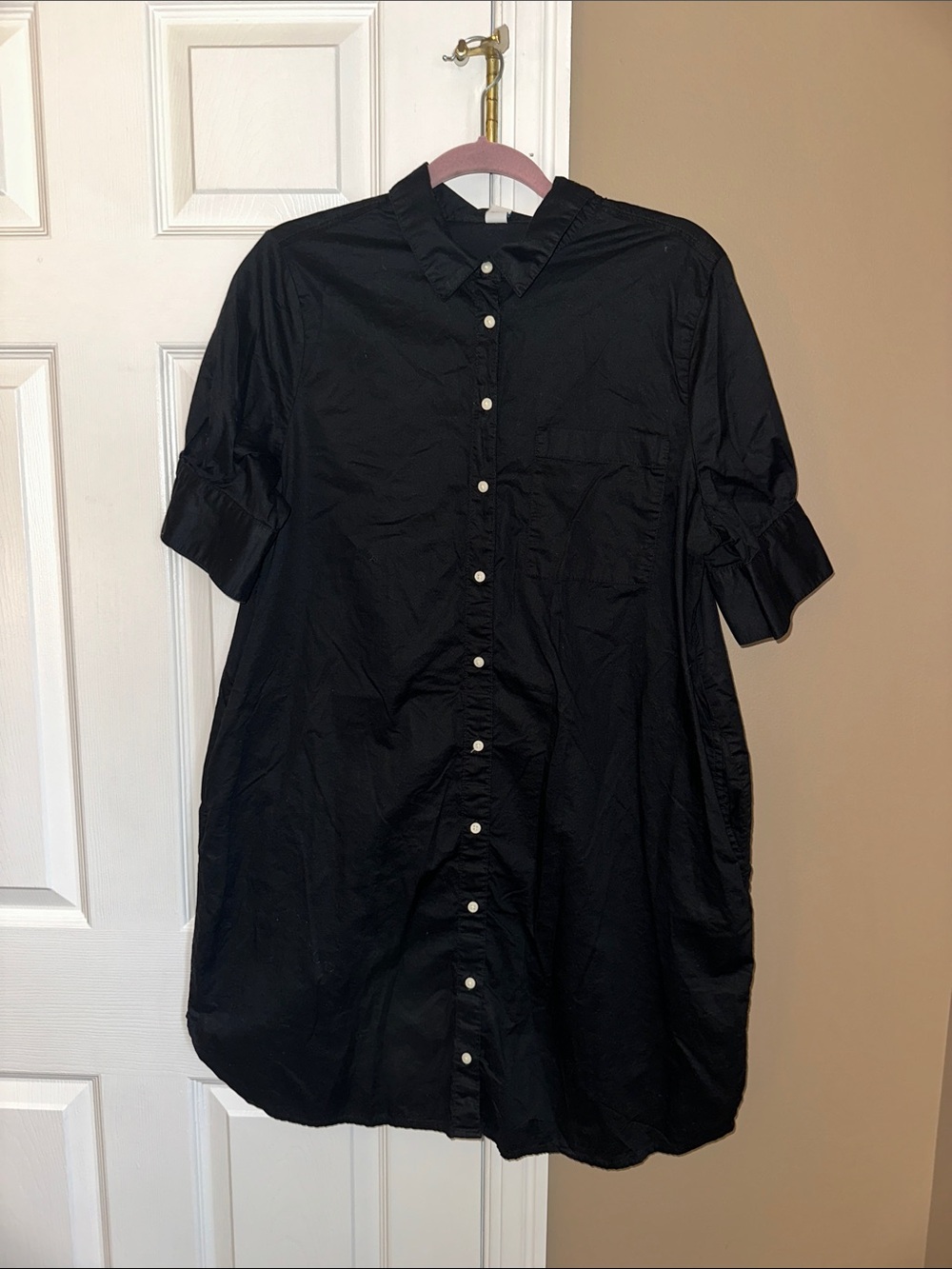 Black Short-Sleeve Button-Down Woman’s Dress